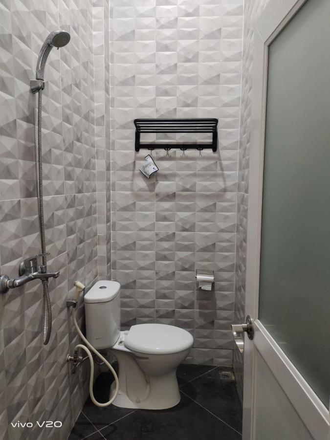 Bu Sepuh Guesthouse Sangkanurip Zewnętrze zdjęcie